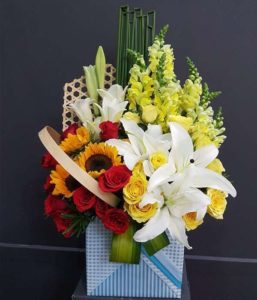 Hộp Hoa Chúc Mừng Đẹp